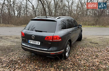 Позашляховик / Кросовер Volkswagen Touareg 2014 в Дніпрі