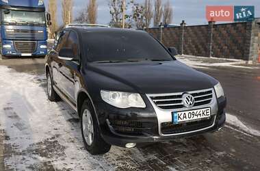 Позашляховик / Кросовер Volkswagen Touareg 2009 в Рівному