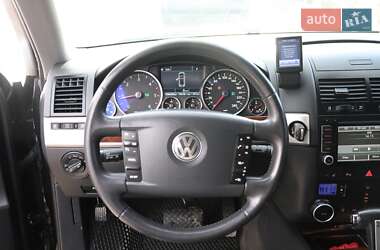 Позашляховик / Кросовер Volkswagen Touareg 2009 в Рівному