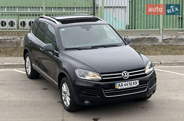 Позашляховик / Кросовер Volkswagen Touareg 2013 в Києві