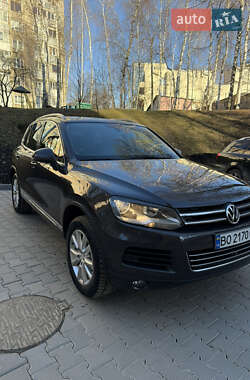 Позашляховик / Кросовер Volkswagen Touareg 2010 в Тернополі