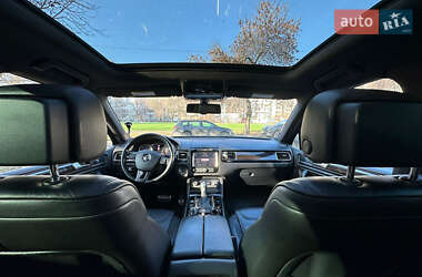 Внедорожник / Кроссовер Volkswagen Touareg 2014 в 