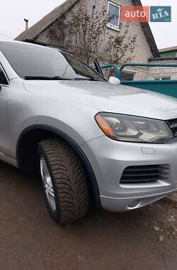 Внедорожник / Кроссовер Volkswagen Touareg 2010 в Гайсине