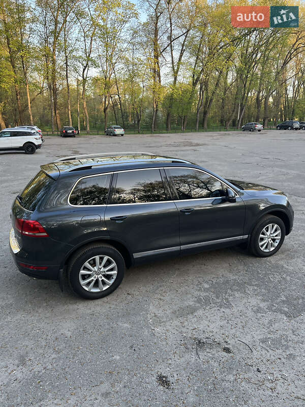 Внедорожник / Кроссовер Volkswagen Touareg 2012 в Сумах фото 7 Внедорожник / Кроссовер Volkswagen Touareg 2012 в Сумах