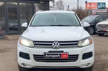 Внедорожник / Кроссовер Volkswagen Touareg 2012 в Виннице