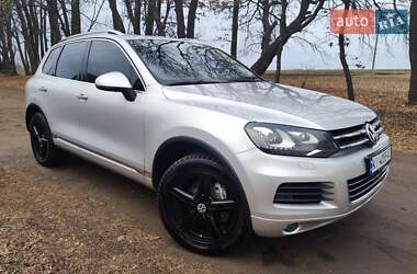 Внедорожник / Кроссовер Volkswagen Touareg 2014 в Бердичеве