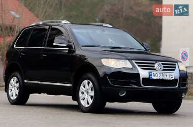 Внедорожник / Кроссовер Volkswagen Touareg 2009 в Межгорье