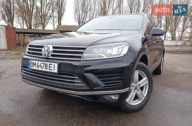 Внедорожник / Кроссовер Volkswagen Touareg 2017 в Конотопе