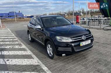 Позашляховик / Кросовер Volkswagen Touareg 2011 в Стрию