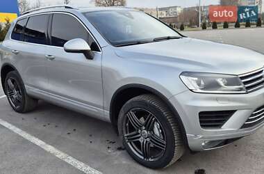 Внедорожник / Кроссовер Volkswagen Touareg 2014 в Хмельнике