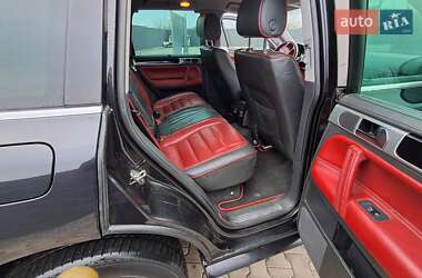 Внедорожник / Кроссовер Volkswagen Touareg 2006 в 