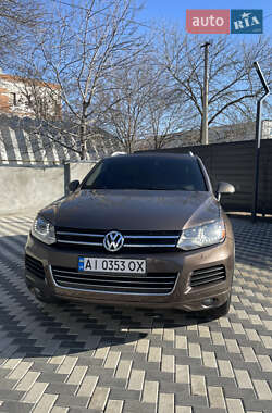 Внедорожник / Кроссовер Volkswagen Touareg 2012 в Николаеве