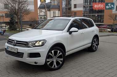 Позашляховик / Кросовер Volkswagen Touareg 2013 в Івано-Франківську