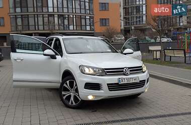 Позашляховик / Кросовер Volkswagen Touareg 2013 в Івано-Франківську