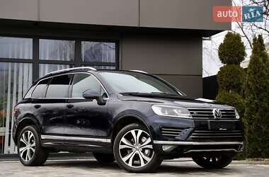 Внедорожник / Кроссовер Volkswagen Touareg 2016 в Дрогобыче