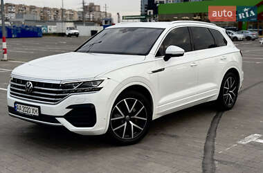 Позашляховик / Кросовер Volkswagen Touareg 2022 в Одесі