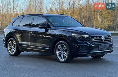 Внедорожник / Кроссовер Volkswagen Touareg 2018 в Ковеле