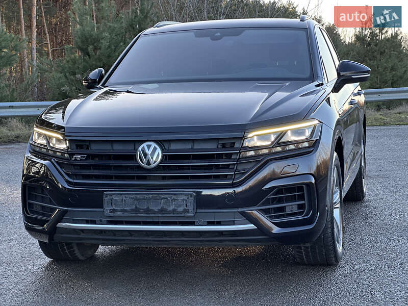 Внедорожник / Кроссовер Volkswagen Touareg 2018 в Луцке