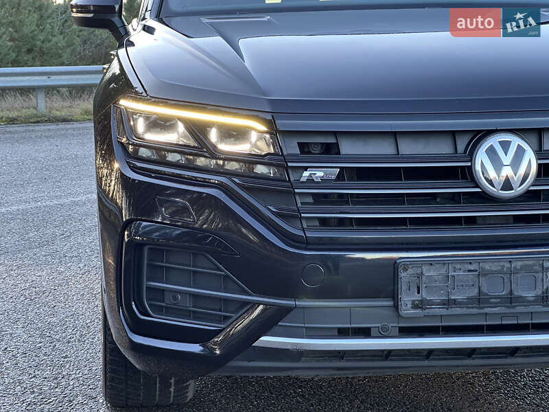 Внедорожник / Кроссовер Volkswagen Touareg 2018 в Луцке
