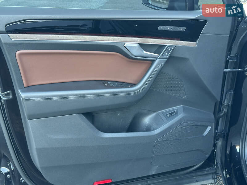 Внедорожник / Кроссовер Volkswagen Touareg 2018 в Луцке