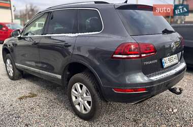 Внедорожник / Кроссовер Volkswagen Touareg 2014 в Борисполе