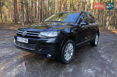 Позашляховик / Кросовер Volkswagen Touareg 2010 в Березному