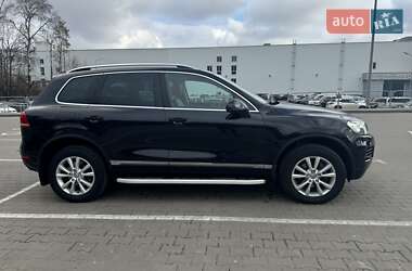 Позашляховик / Кросовер Volkswagen Touareg 2012 в Чернігові