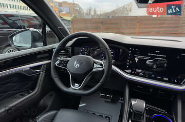 Позашляховик / Кросовер Volkswagen Touareg 2023 в Одесі