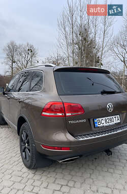 Позашляховик / Кросовер Volkswagen Touareg 2012 в Львові