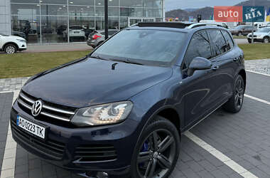 Позашляховик / Кросовер Volkswagen Touareg 2010 в Мукачевому