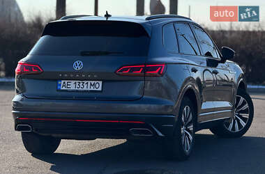 Внедорожник / Кроссовер Volkswagen Touareg 2019 в 