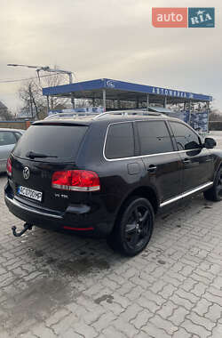 Позашляховик / Кросовер Volkswagen Touareg 2006 в Володимирі