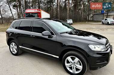 Позашляховик / Кросовер Volkswagen Touareg 2011 в Радивиліві