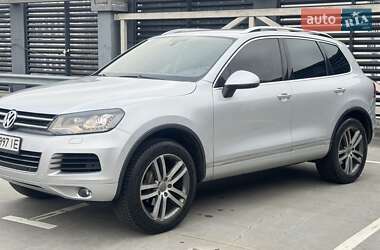 Позашляховик / Кросовер Volkswagen Touareg 2012 в Києві