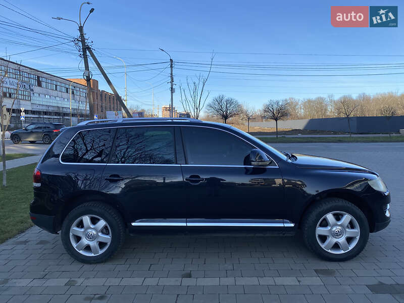 Внедорожник / Кроссовер Volkswagen Touareg 2007 в Харькове