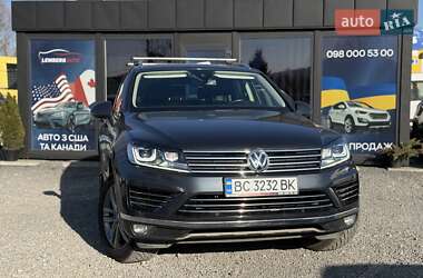 Внедорожник / Кроссовер Volkswagen Touareg 2015 в 