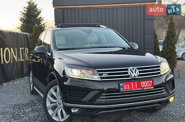 Позашляховик / Кросовер Volkswagen Touareg 2017 в Дрогобичі