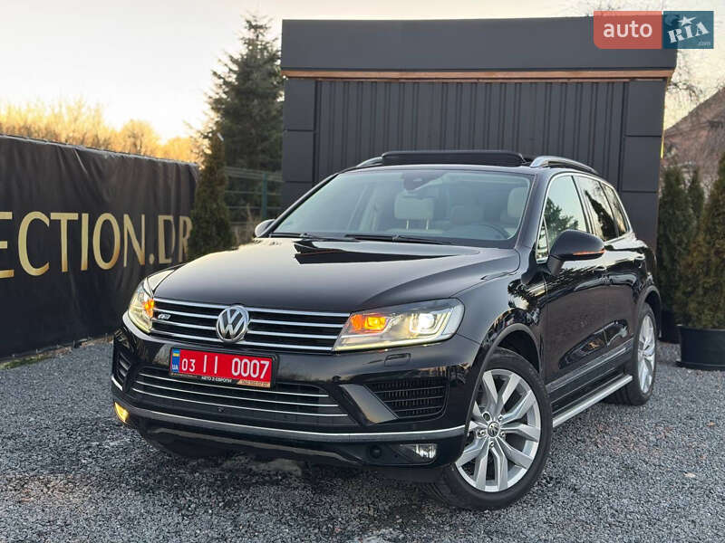 Внедорожник / Кроссовер Volkswagen Touareg 2017 в Дрогобыче