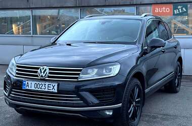 Позашляховик / Кросовер Volkswagen Touareg 2017 в Києві