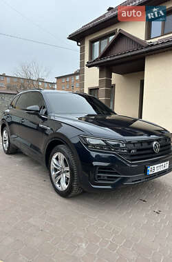 Позашляховик / Кросовер Volkswagen Touareg 2020 в Вінниці