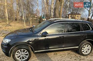 Позашляховик / Кросовер Volkswagen Touareg 2013 в 