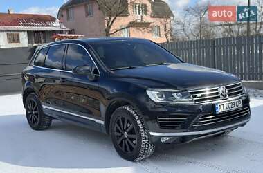 Позашляховик / Кросовер Volkswagen Touareg 2015 в Івано-Франківську