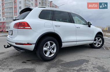 Внедорожник / Кроссовер Volkswagen Touareg 2015 в Виннице