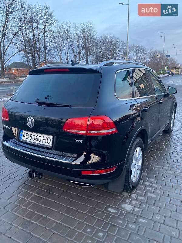 Внедорожник / Кроссовер Volkswagen Touareg 2012 в Виннице