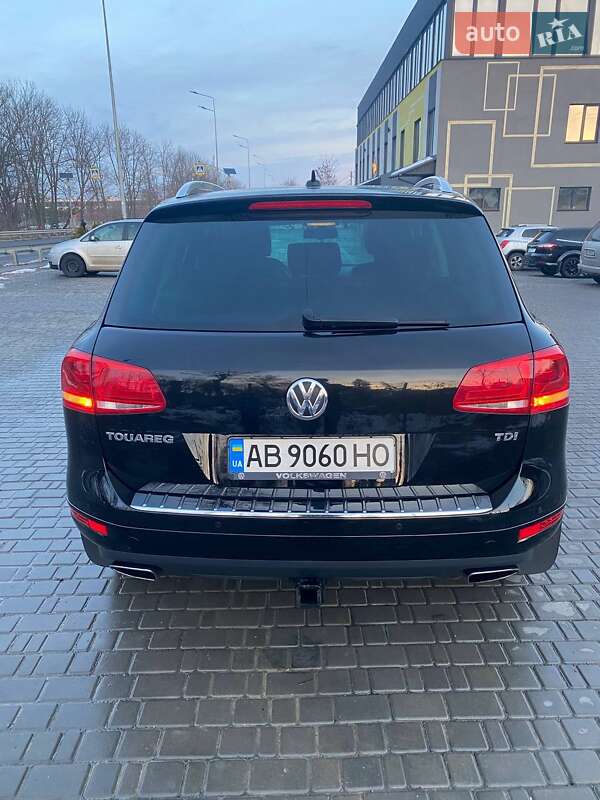 Внедорожник / Кроссовер Volkswagen Touareg 2012 в Виннице