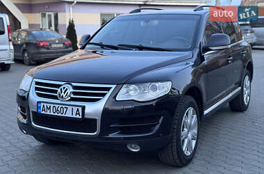 Внедорожник / Кроссовер Volkswagen Touareg 2005 в Радомышле