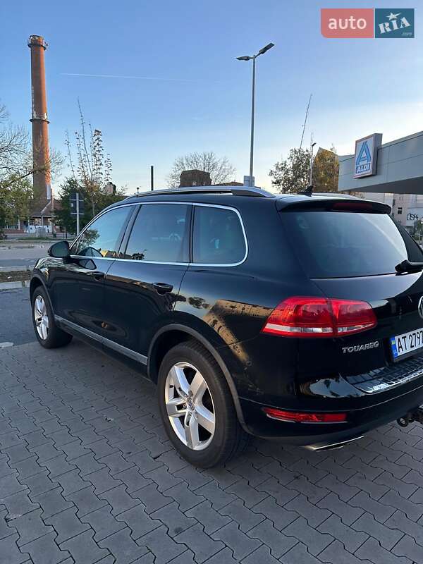Внедорожник / Кроссовер Volkswagen Touareg 2011 в Ивано-Франковске