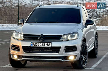 Внедорожник / Кроссовер Volkswagen Touareg 2012 в Ровно