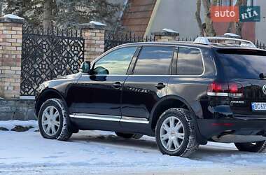 Внедорожник / Кроссовер Volkswagen Touareg 2008 в Вараше