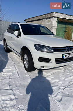 Внедорожник / Кроссовер Volkswagen Touareg 2013 в 